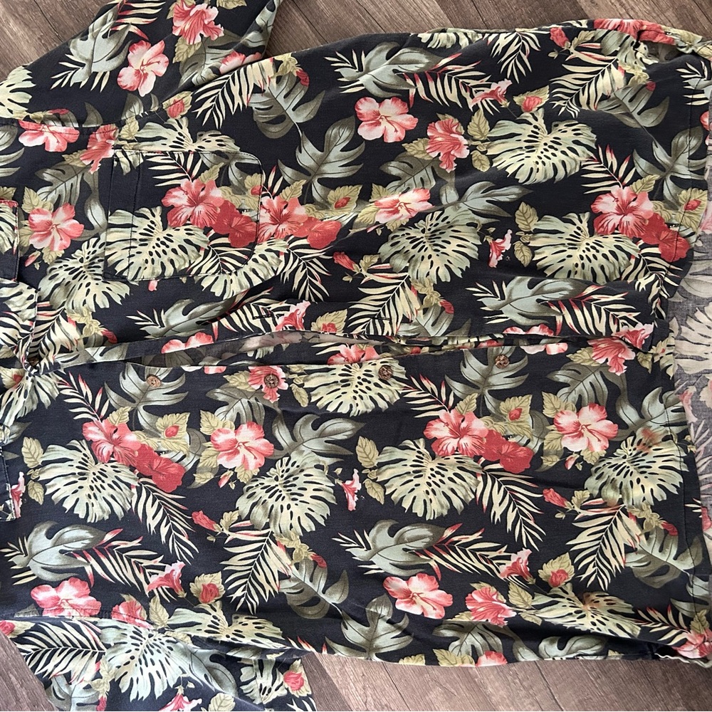 Island Republic Tropical Floral Shirt